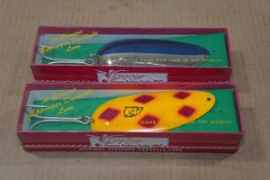 lot 113 image: 2 Eppinger Dardevle Lures