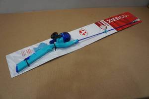 lot 186 image: Zebco Splash Youth Fishing Pole