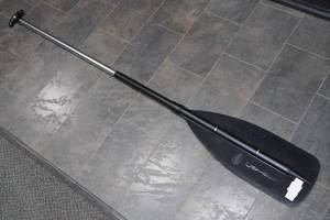 lot 193 image: Feather Brand Caviness 5 Paddle
