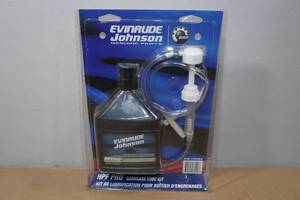 lot 221 image: Evinrude Johnson HPF Pro Gearcase Lube Kit