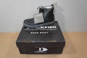 lot 234 image: Blackfish Rage Ankle Boots - Size 8