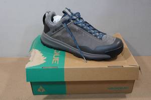 lot 246 image: Vasque Mens Horizon Low Waterproof Hiking Shoes - Size 12