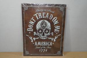 lot 306 image: Novelty Metal Sign - Dont Tread on Me