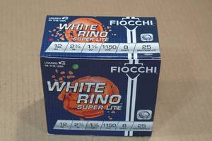 lot 417 image: 25 Fiocchi White Rino 12 Gauge 2-34 8 Shot Shotshells