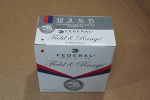 lot 422 image: 25 Federal Field & Range 12 Gauge 2-34 7-12 Shot Shotshells