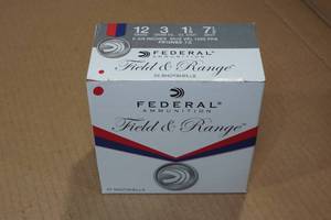 lot 423 image: 25 Federal Field & Range 12 Gauge 2-34 7-12 Shot Shotshells