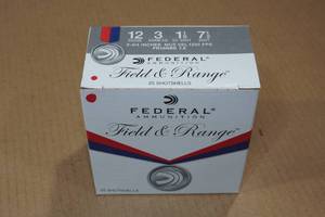 lot 424 image: 25 Federal Field & Range 12 Gauge 2-34 7-12 Shot Shotshells