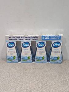 lot 35 image: DIAL HAND SOAP 4PK.