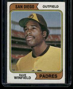 lot 14 image: Dave Winfield RC   1974 Topps #456 San Diego Padres Baseball Card
