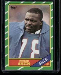 lot 180 image: Bruce Smith RC   1986 Topps #389 Buffalo Bills Football Card