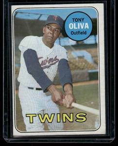 lot 49 image: Tony Oliva    1969 Topps #600 Minnesota Twins Baseball Card