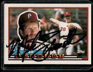 lot 111 image: Mike Schmidt On Card Auto    1990 Topps Big League Chew Alumni Series Autographs #220 Philadelphia Phillies Baseball Card