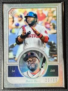 lot 14A image: David Ortiz 83 2018 Topps Transcendent #28 Baseball Card