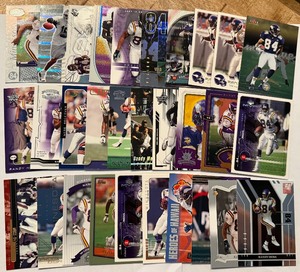 lot 98C image: (30) Randy Moss Minnesota Vikings Football Card Lot