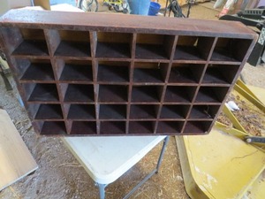 lot 23 image: 30 Slot Storage Box - 24 x 15 x 4