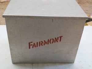 lot 48 image: Vintage Fairmont Creamery Milk Cooler