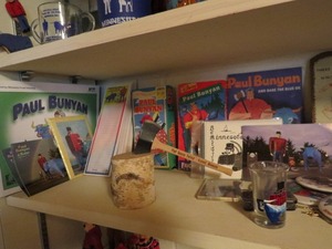 lot 80 image: Mixed Lot of Paul Bunyan and Babe the Blue Ox Collectibles