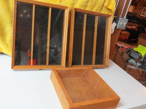 lot 101 image: Mixed Lot of 3 Shadow Box Display Cases