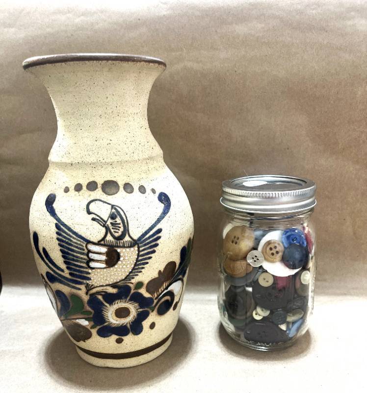 lot 77 image: Signed Mexican Pottery Vase and Jar of Vintage Buttons