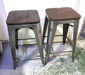 lot 27 image: 29 Backless Wood and Metal Stools Like New