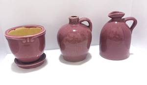 lot 56 image: 3 Pieces of Vintage Pottery Mauve