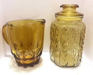 lot 100 image: MCM Amber Pitcher and Cookie Jar