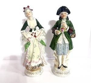 lot 104 image: Pair of Occupied Japan Victorian Figurines