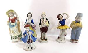 lot 107 image: 6 Porcelain Figurines Japan