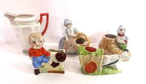 lot 28 image: Lot 5 of Czech and Japan Figurines