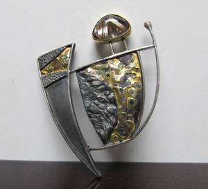 lot 48 image: Outstanding Signed Sterling Silver & 18K Gold Sculptural Modernist Brooch wReticulated Quartz