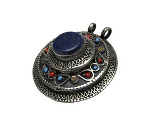 lot 23 image: Beautiful Vintage Silver & Lapis Pendant 