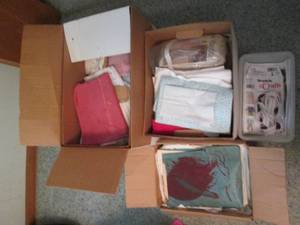 lot 217 image: Lot of fabrics, materials and knitt...