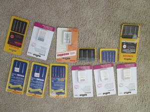 lot 232 image: Lot of misc sewing machine needles...