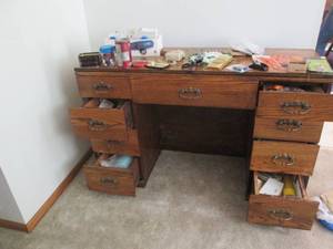 lot 233 image: Vintage hardwood seamstress work st...