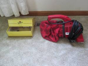 lot 243 image: Vintage Dirt Devil hand vacuum...