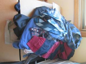 lot 303 image: Huge box lot of very large mens sw...