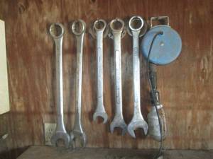 lot 143 image: Lot of large wrenches up to 2 and ...