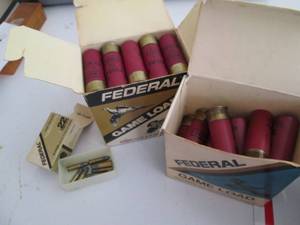 lot 27 image: Federal Game Load 12 gauge shotgun ...
