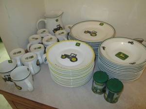 lot 64 image: Massive lot of John Deere dinner pl...