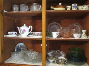 lot 73 image: Vintage pink and clear depression e...