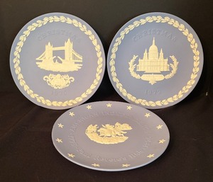 lot 91 image: Wedgwood Jasperware Plates
