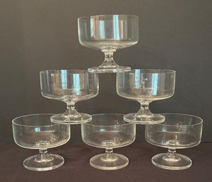 lot 123 image: Set of Six Footed Fruit  Sherbet Glass Bowls