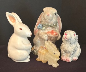 lot 128 image: Four Adorable Bunny Figurines