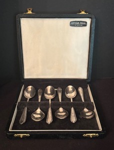 lot 130 image: Vintage Arthur Price of England Demitasse Spoon Set
