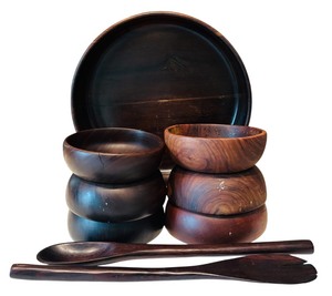 lot 62 image: Beautiful Vintage Brazilian Wood Salad Set