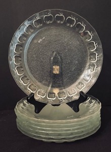 lot 177 image: Seven Vintage Apple Accented Glass Plates by Ocean