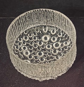 lot 207 image: Iitala Ultima Thule Dish