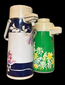 lot 269 image: Vintage Coffee Dispensers by Himalaya and Zojirushi