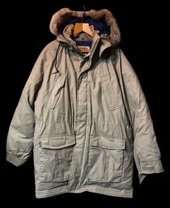 lot 288 image: Cabelas Size Large Coat  Jacket