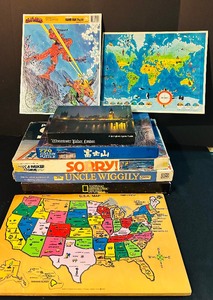 lot 308 image: Great Vintage Game Lot, Including Uncle Wiggley, Sorry, Puzzels and More